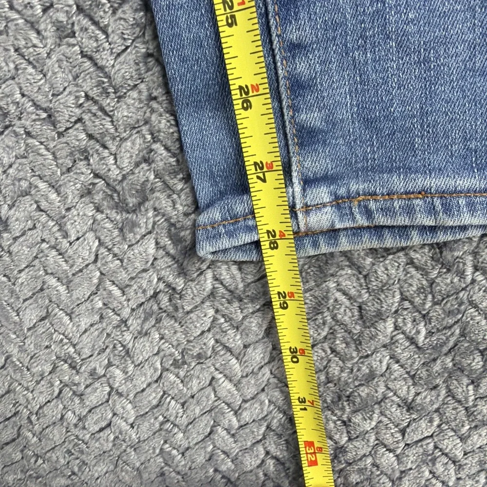 Levis have any